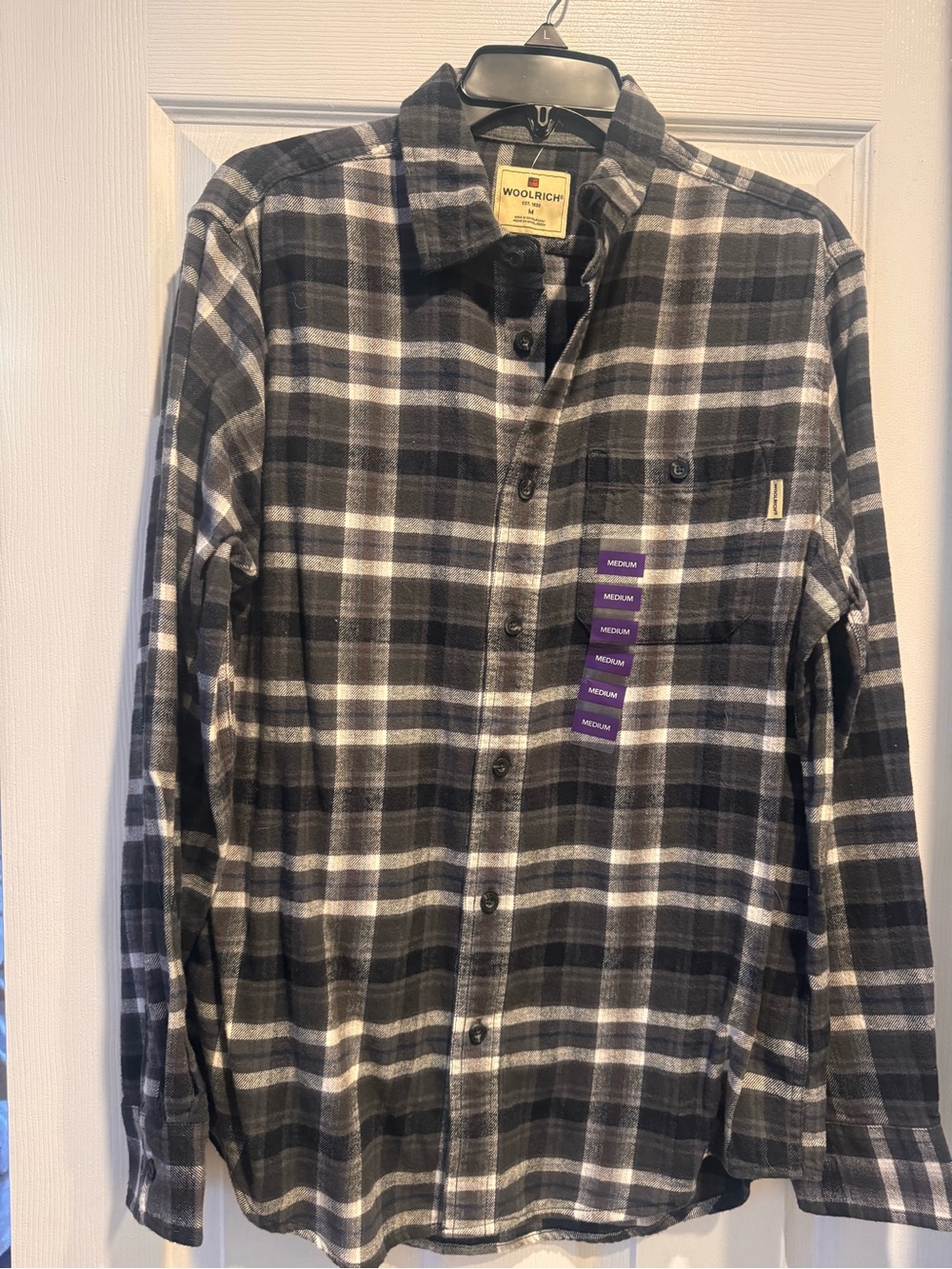 Woolrich Men’s Black, Gray & White Plaid Button-Down Shirt